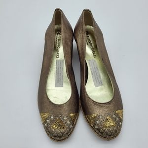 Roberto Capucci bronze metalic low wedge slip on sequence toe sandal size 6